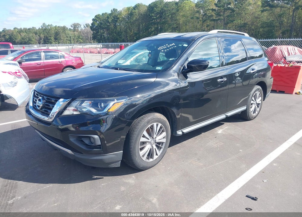 2020 NISSAN PATHFINDER SV 2WD VIN: 5N1DR2BN2LC585108