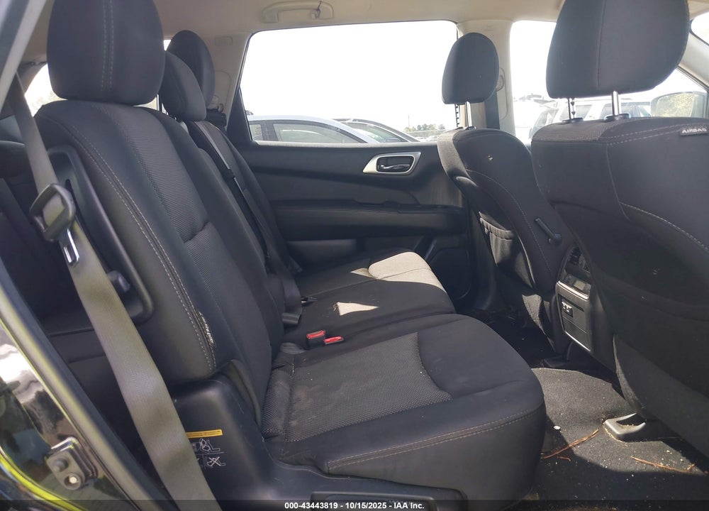 2020 NISSAN PATHFINDER SV 2WD VIN: 5N1DR2BN2LC585108