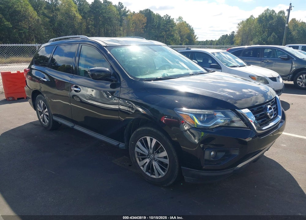 2020 NISSAN PATHFINDER SV 2WD VIN: 5N1DR2BN2LC585108