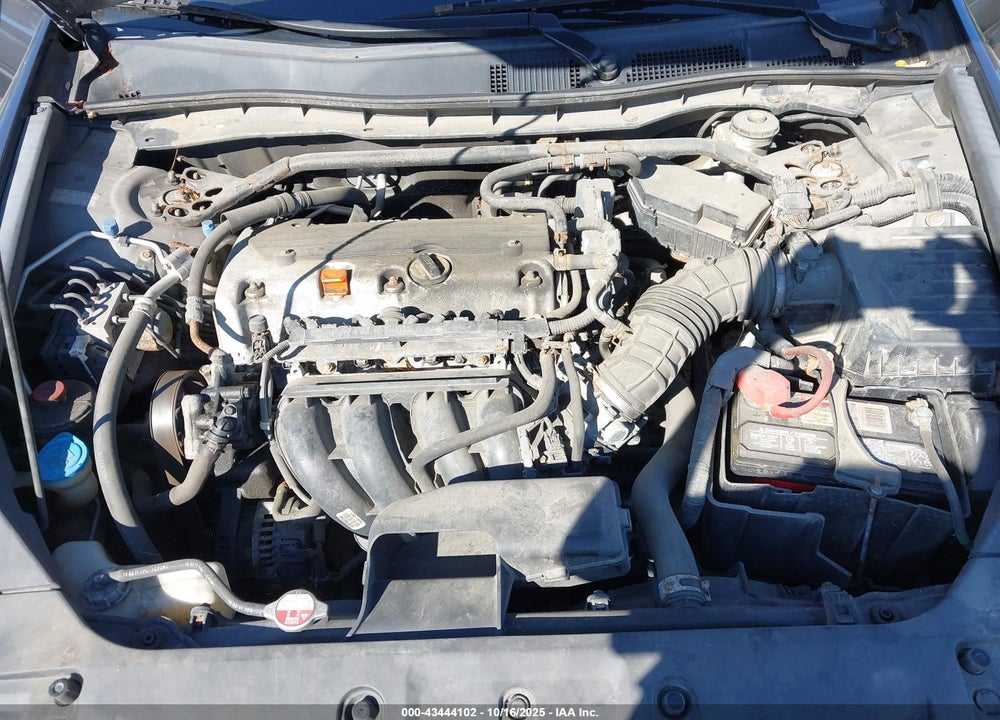 2011 HONDA ACCORD 2.4 EX VIN: 1HGCP2F76BA157474
