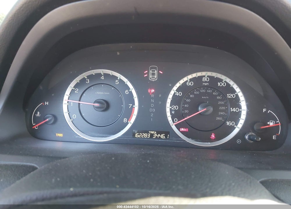 2011 HONDA ACCORD 2.4 EX VIN: 1HGCP2F76BA157474