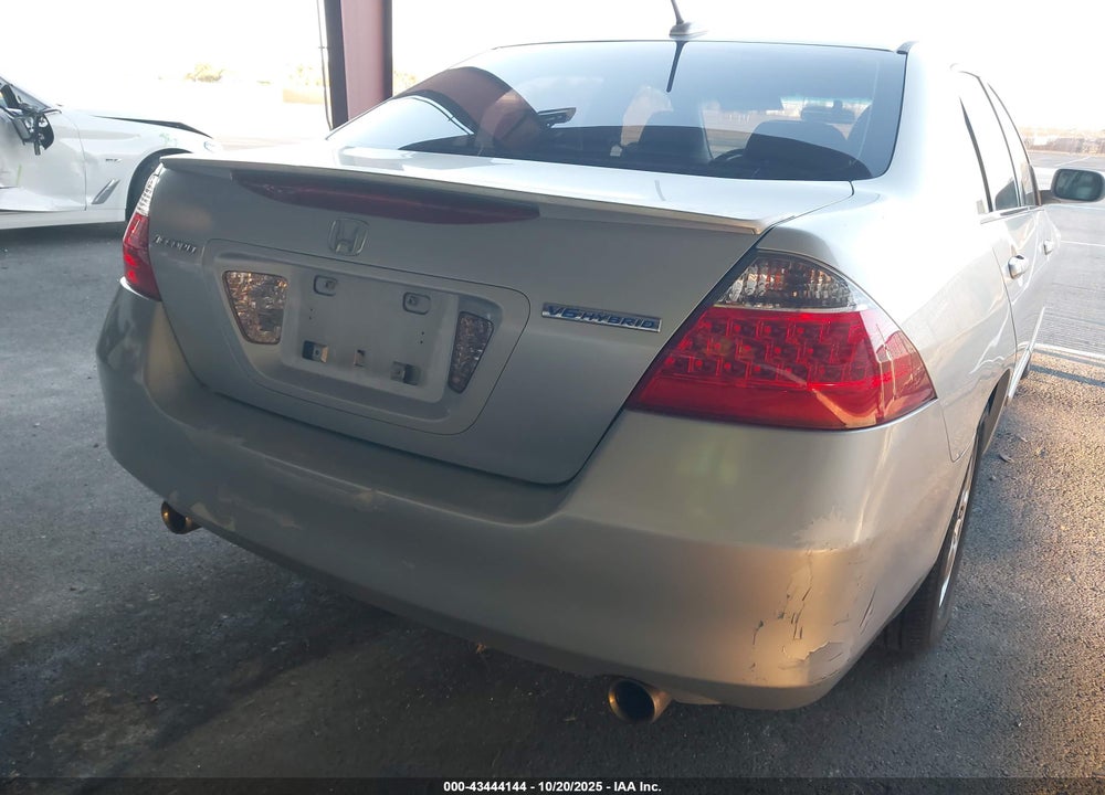 2006 HONDA ACCORD VIN: JHMCN36536C001152