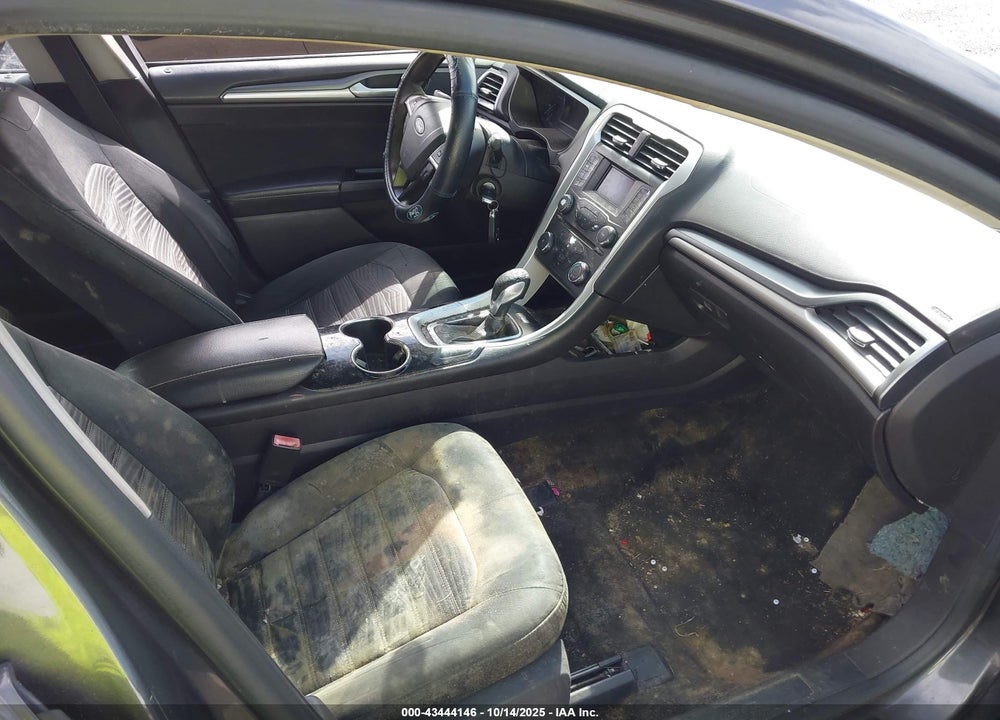 2016 FORD FUSION VIN: 3FA6P0H73GR265700