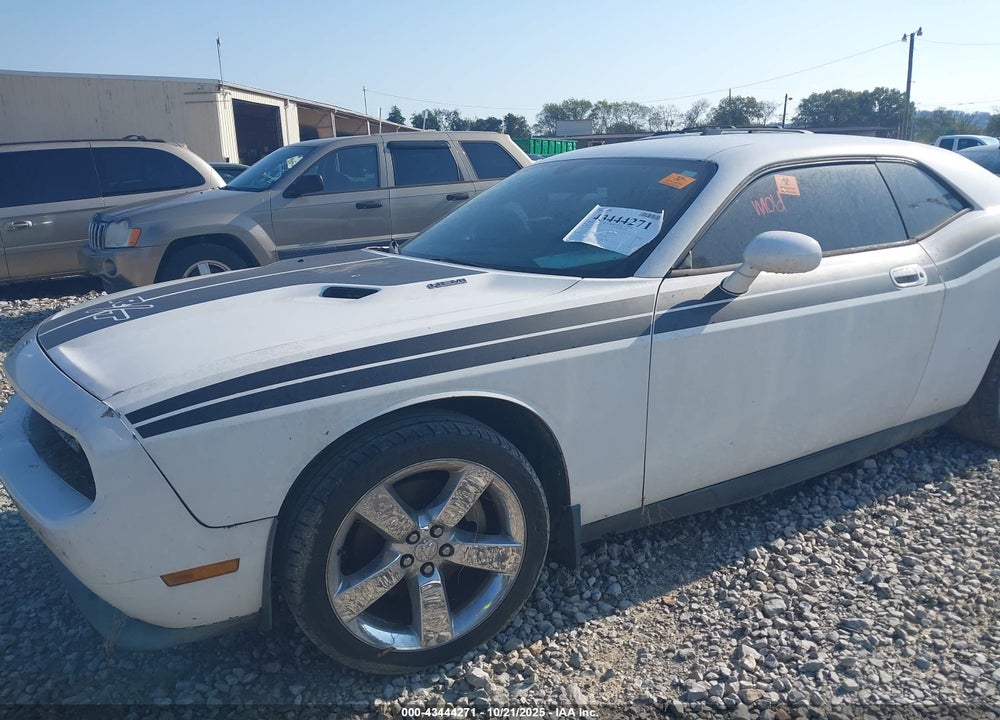 2009 DODGE CHALLENGER VIN: 2B3LJ54T59H509765