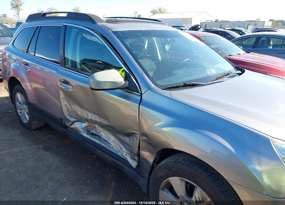2011 SUBARU OUTBACK 2.5I PREMIUM VIN: 4S4BRBGCXB3372095