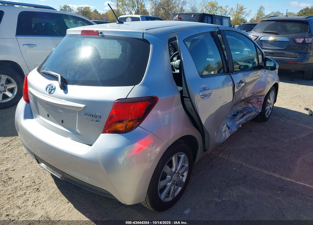 2017 TOYOTA YARIS LE VIN: VNKKTUD37HA078283