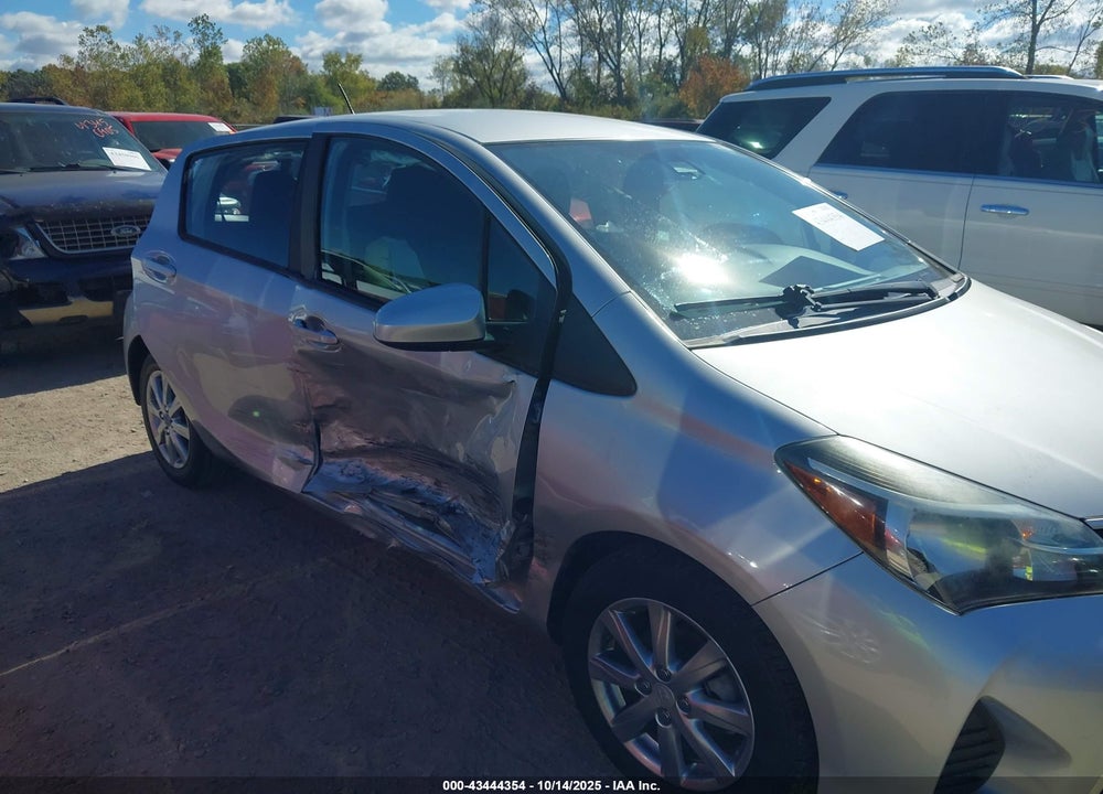 2017 TOYOTA YARIS LE VIN: VNKKTUD37HA078283