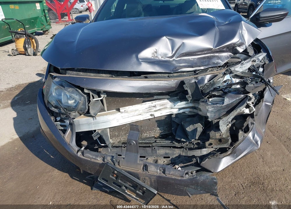 2018 HONDA CIVIC LX VIN: 2HGFC4B58JH300613