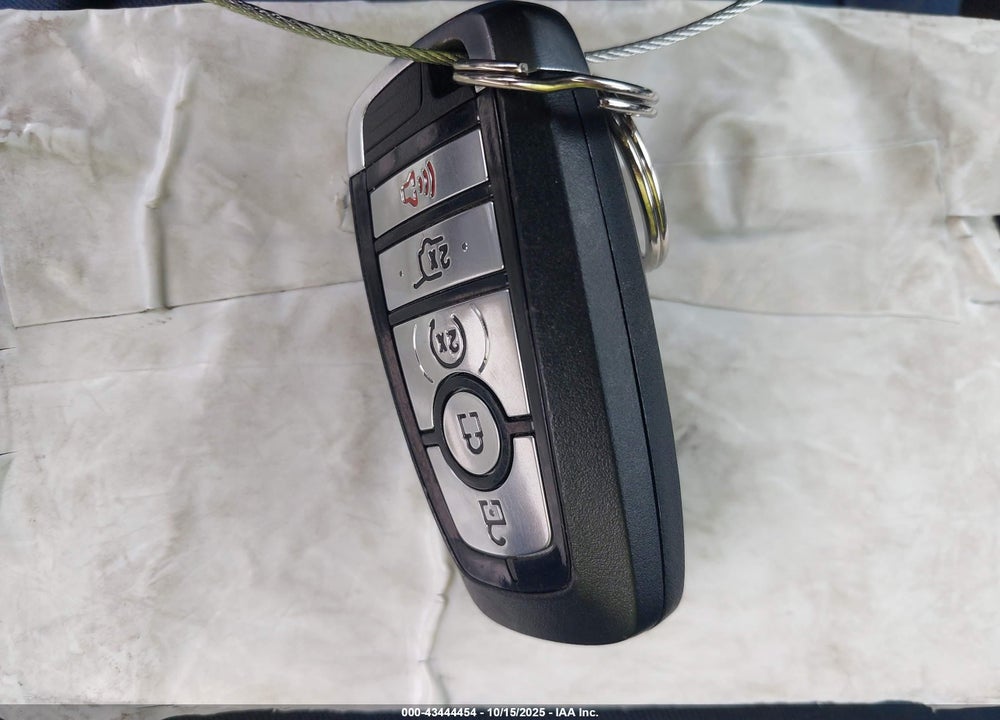2023 FORD EXPLORER VIN: 1FMSK8DH7PGB32655