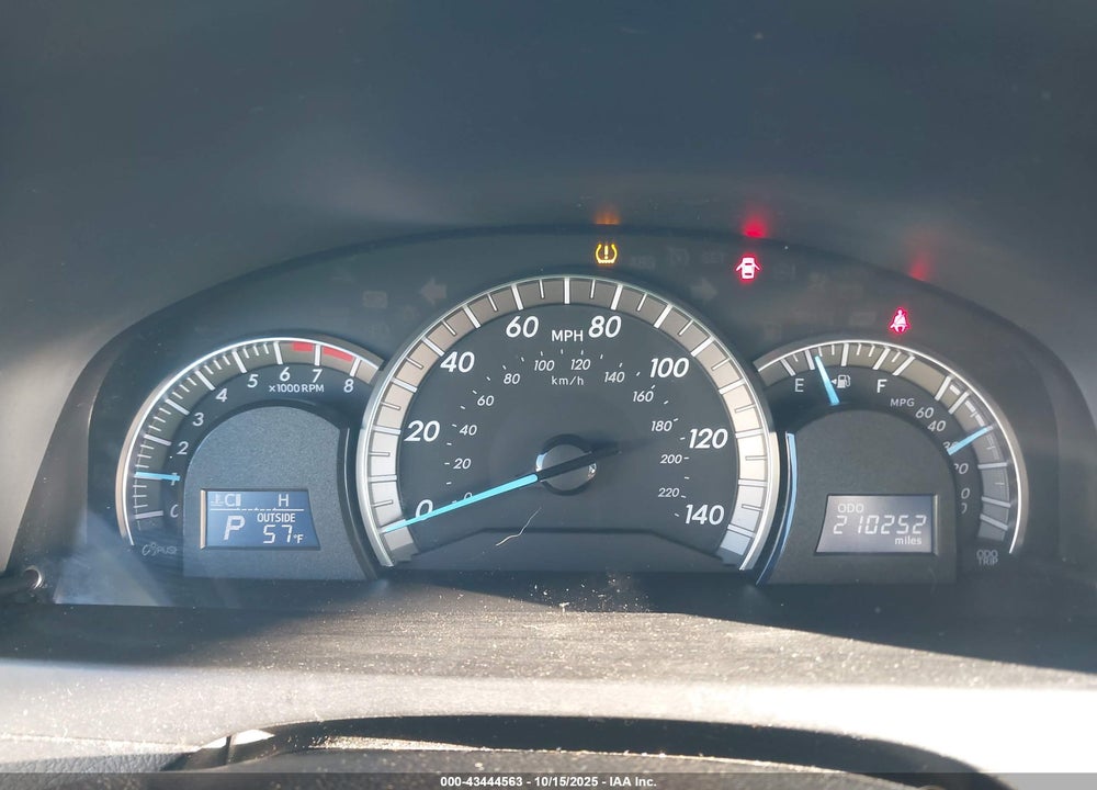 2012 TOYOTA CAMRY SE VIN: 4T1BF1FK7CU563853