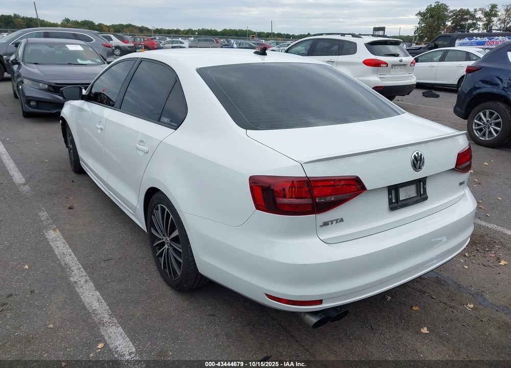 2016 VOLKSWAGEN JETTA 1.8T SPORT VIN: 3VWD17AJ8GM308116