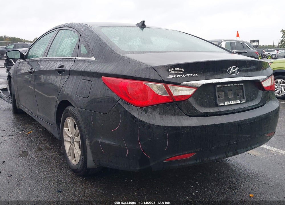 2013 HYUNDAI SONATA VIN: 5NPEB4AC7DH677684