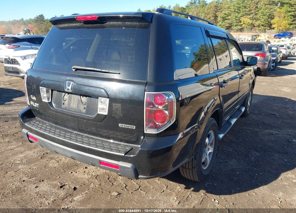 2007 HONDA PILOT EX-L VIN: 5FNYF18587B029152