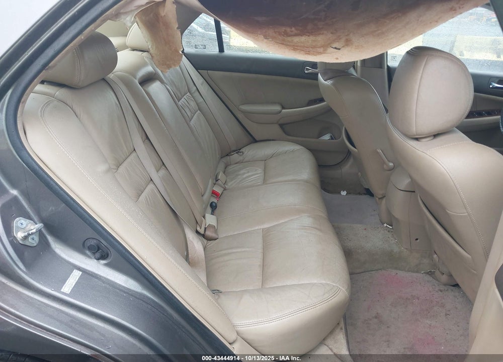 2007 HONDA ACCORD 3.0 EX VIN: 1HGCM66517A000019