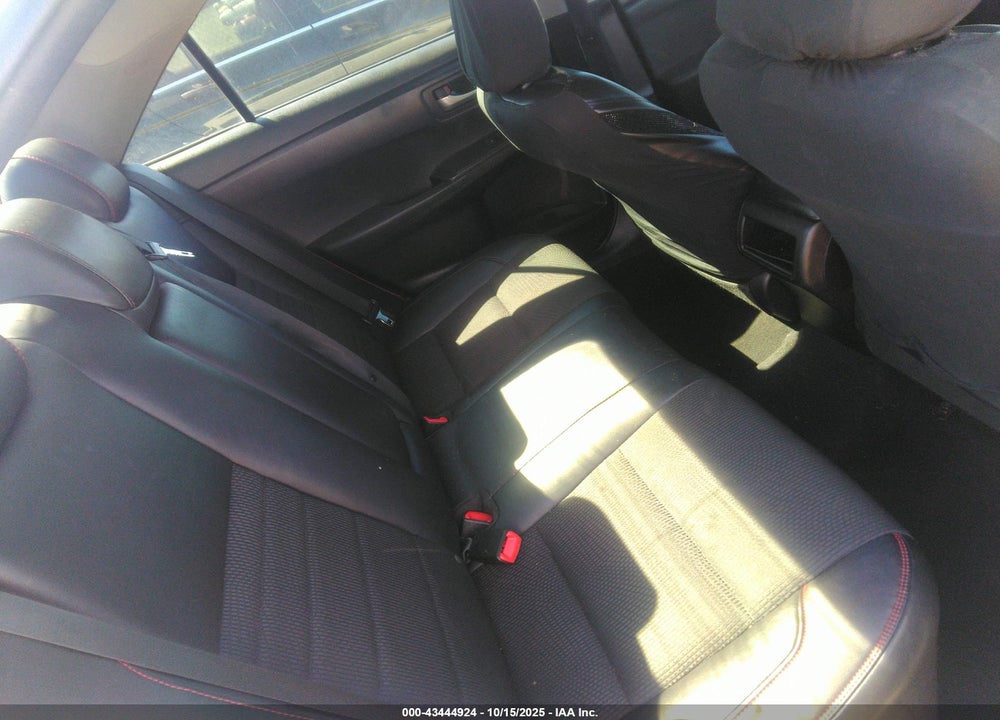 2016 TOYOTA CAMRY SE VIN: 4T1BF1FK0GU169732