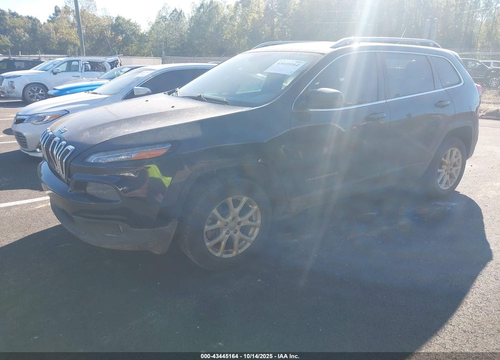2015 JEEP CHEROKEE LATITUDE VIN: 1C4PJLCB3FW591439