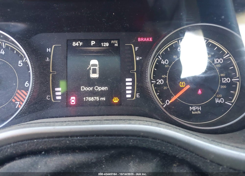 2015 JEEP CHEROKEE LATITUDE VIN: 1C4PJLCB3FW591439