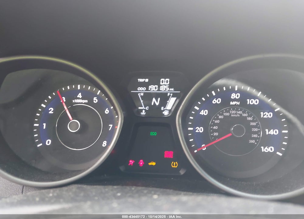 2013 HYUNDAI ELANTRA VIN: 5NPDH4AE7DH204122