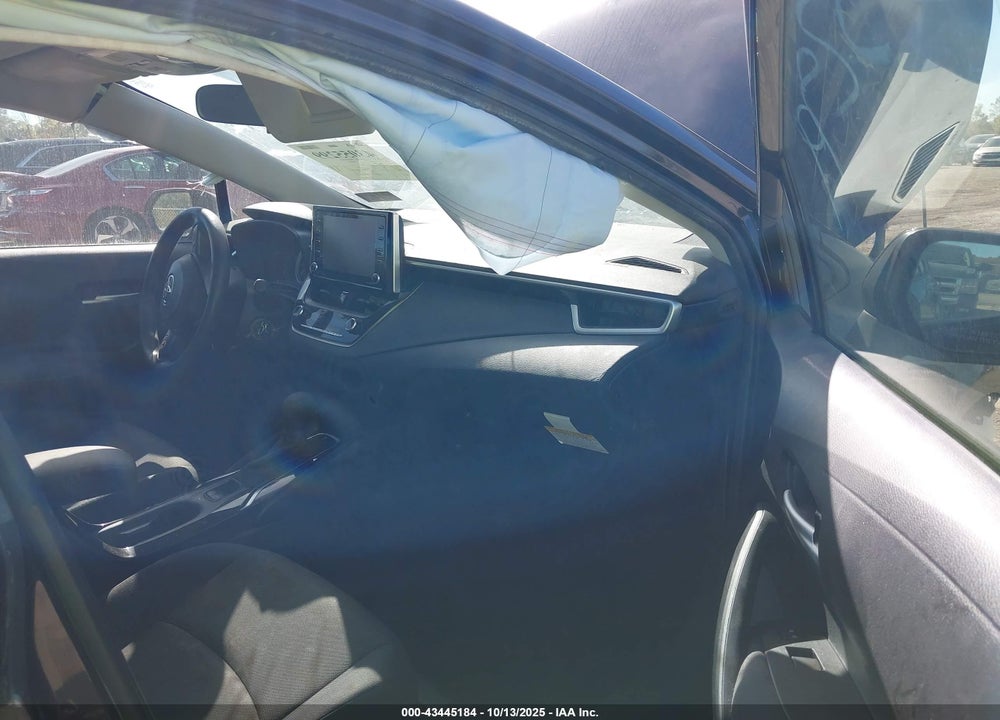 2021 TOYOTA COROLLA LE VIN: JTDEPMAE5MJ180661