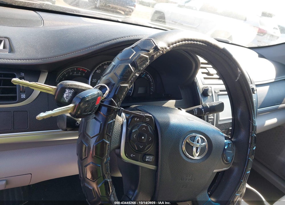 2013 TOYOTA CAMRY LE VIN: 4T1BF1FK8DU261196