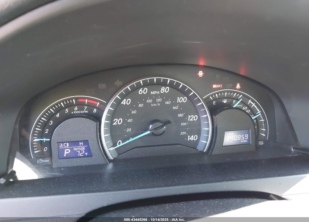 2013 TOYOTA CAMRY LE VIN: 4T1BF1FK8DU261196