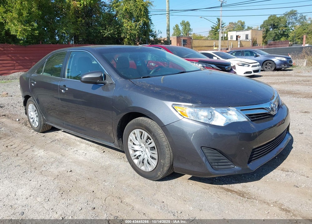 2013 TOYOTA CAMRY LE VIN: 4T1BF1FK8DU261196