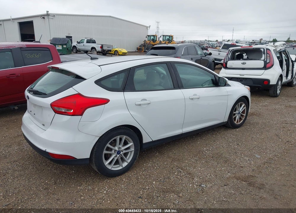 2017 FORD FOCUS SE VIN: 1FADP3K29HL224896