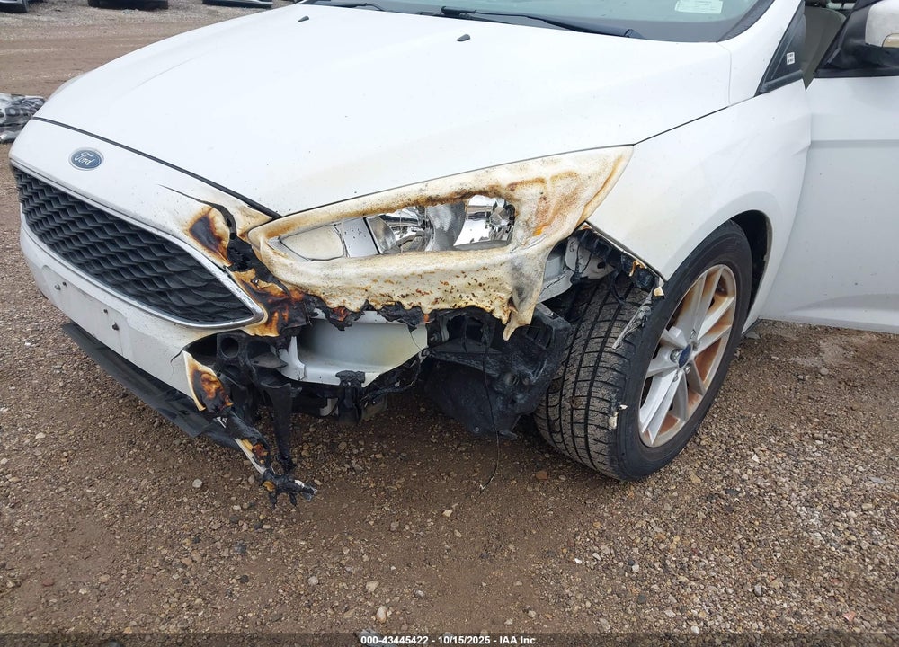 2017 FORD FOCUS SE VIN: 1FADP3K29HL224896