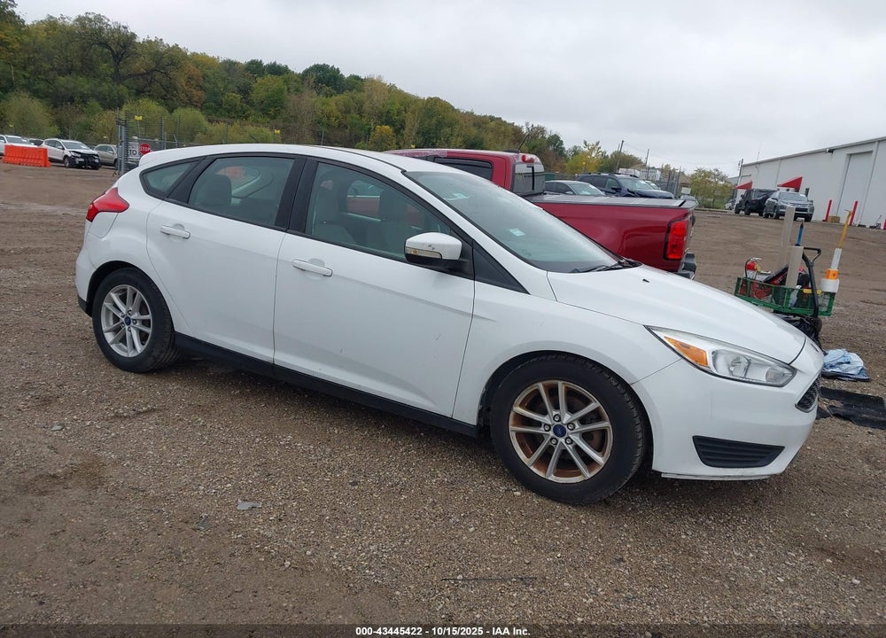 2017 FORD FOCUS SE VIN: 1FADP3K29HL224896