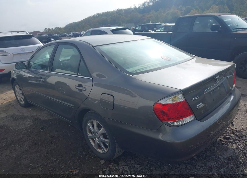 2005 TOYOTA CAMRY XLE V6 VIN: 4T1BF30K15U593809
