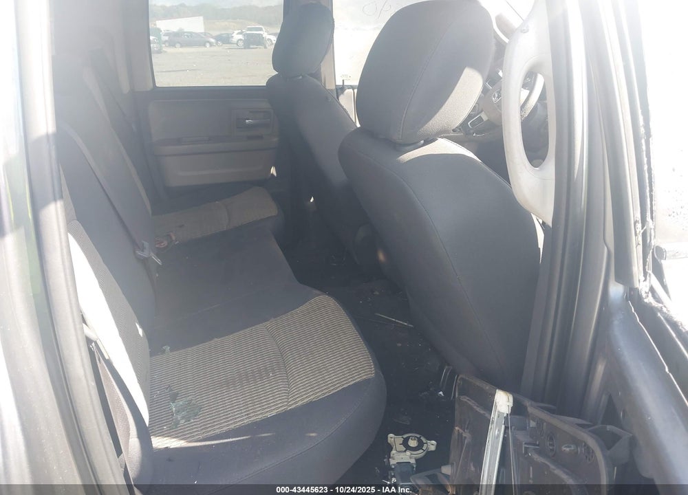 2011 RAM 1500 SLT VIN: 1D7RV1GPXBS524741