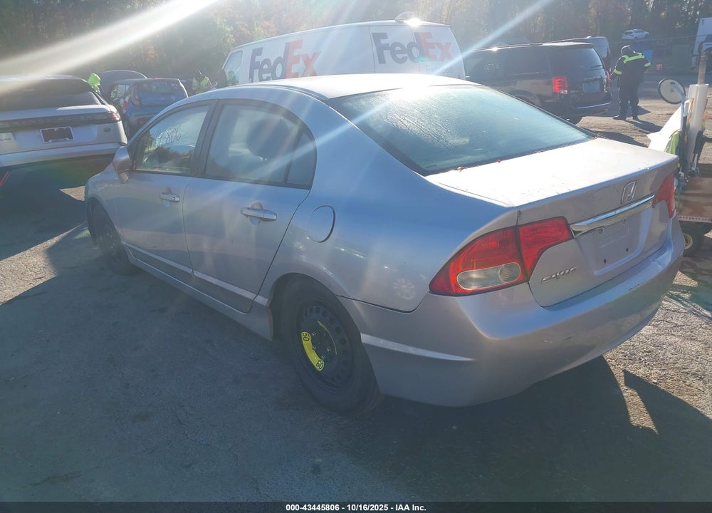 2010 HONDA CIVIC LX VIN: 2HGFA1F57AH556045
