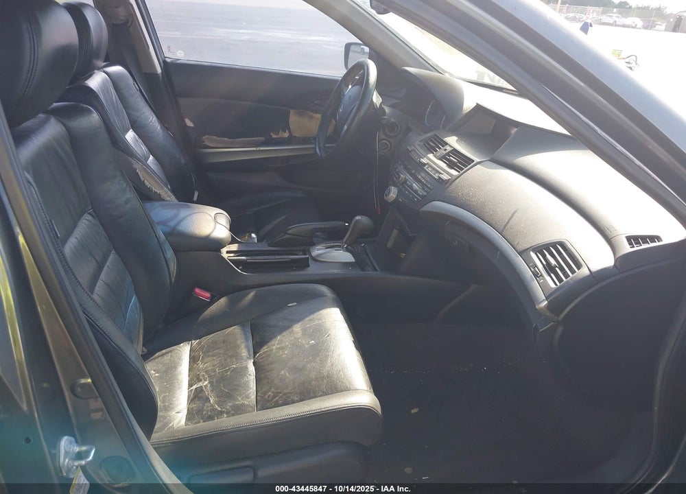 2008 HONDA ACCORD 2.4 EX-L VIN: 1HGCP268X8A019809