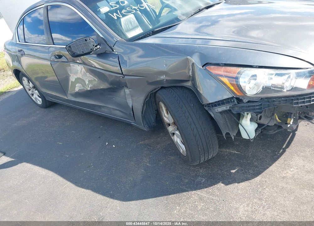 2008 HONDA ACCORD 2.4 EX-L VIN: 1HGCP268X8A019809
