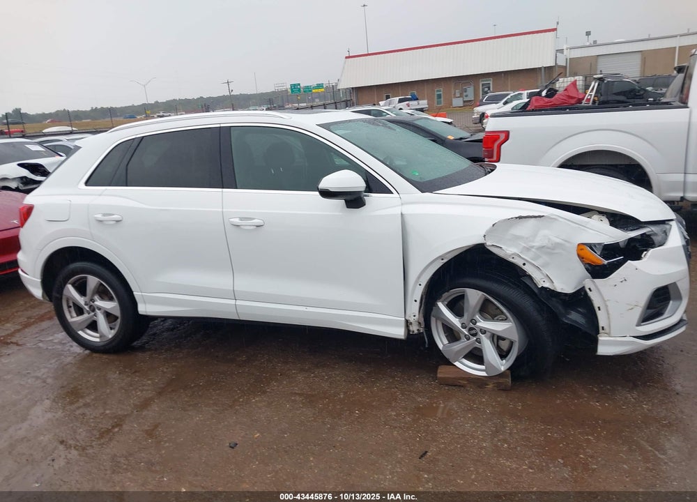 2021 AUDI Q3 VIN: WA1AUCF37M1063408