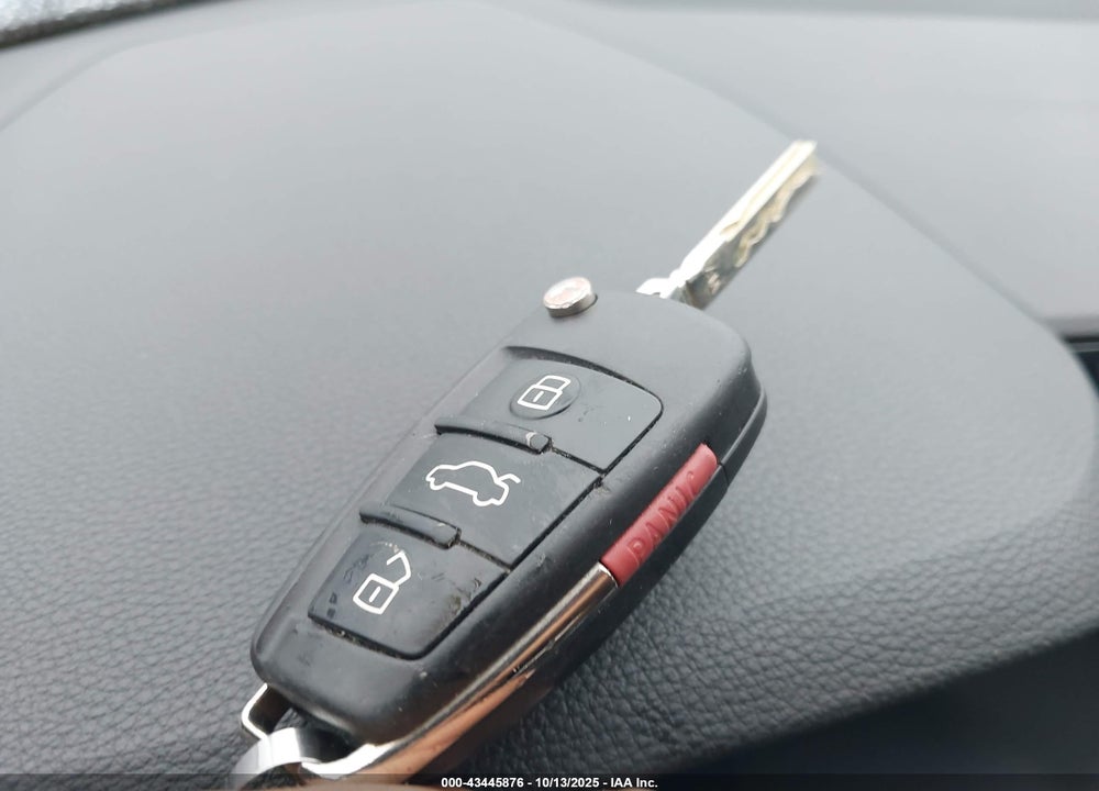 2021 AUDI Q3 VIN: WA1AUCF37M1063408