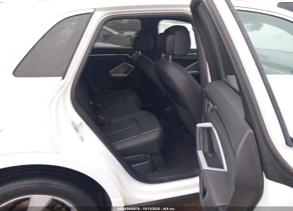 2021 AUDI Q3 VIN: WA1AUCF37M1063408