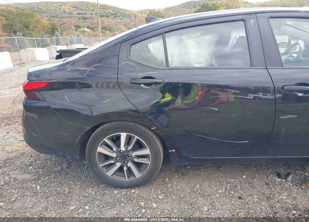 2020 NISSAN VERSA SV XTRONIC CVT VIN: 3N1CN8EV3LL876167
