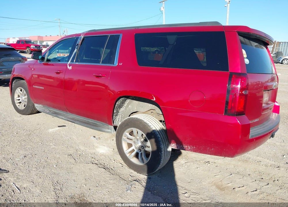 2015 CHEVROLET SUBURBAN 1500 LT VIN: 1GNSKJKC9FR586497