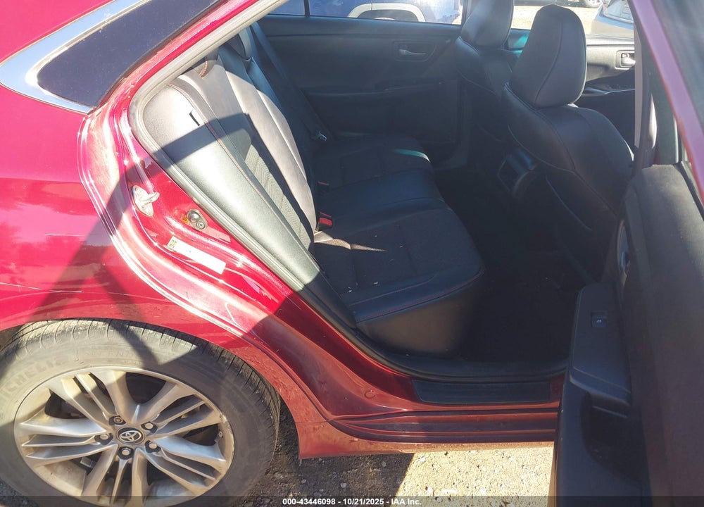 2016 TOYOTA CAMRY SE VIN: 4T1BF1FKXGU585903