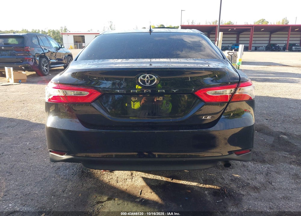 2020 TOYOTA CAMRY LE VIN: 4T1C11AK4LU980406