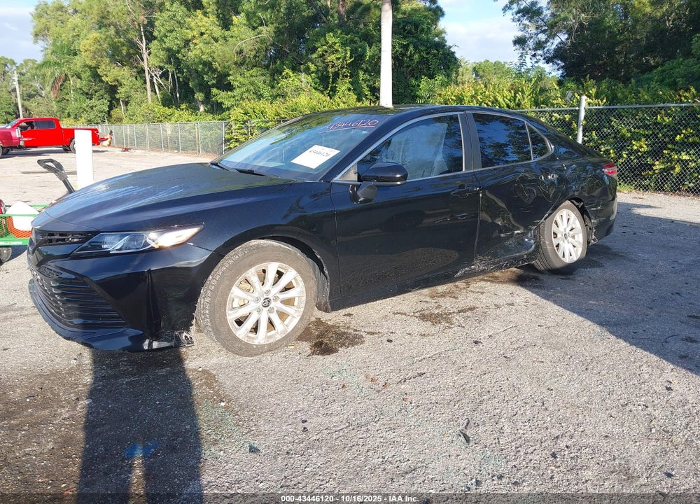 2020 TOYOTA CAMRY LE VIN: 4T1C11AK4LU980406