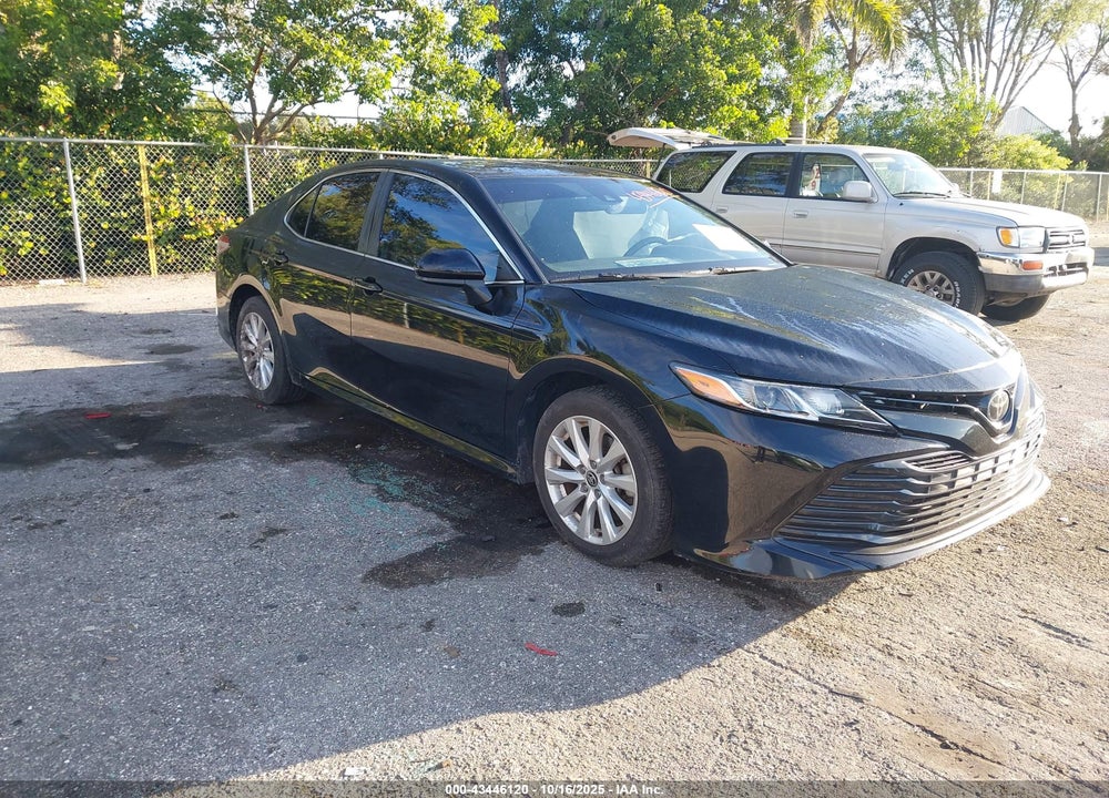 2020 TOYOTA CAMRY LE VIN: 4T1C11AK4LU980406