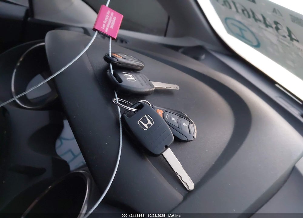 2012 HONDA FIT VIN: JHMGE8H57CC002943
