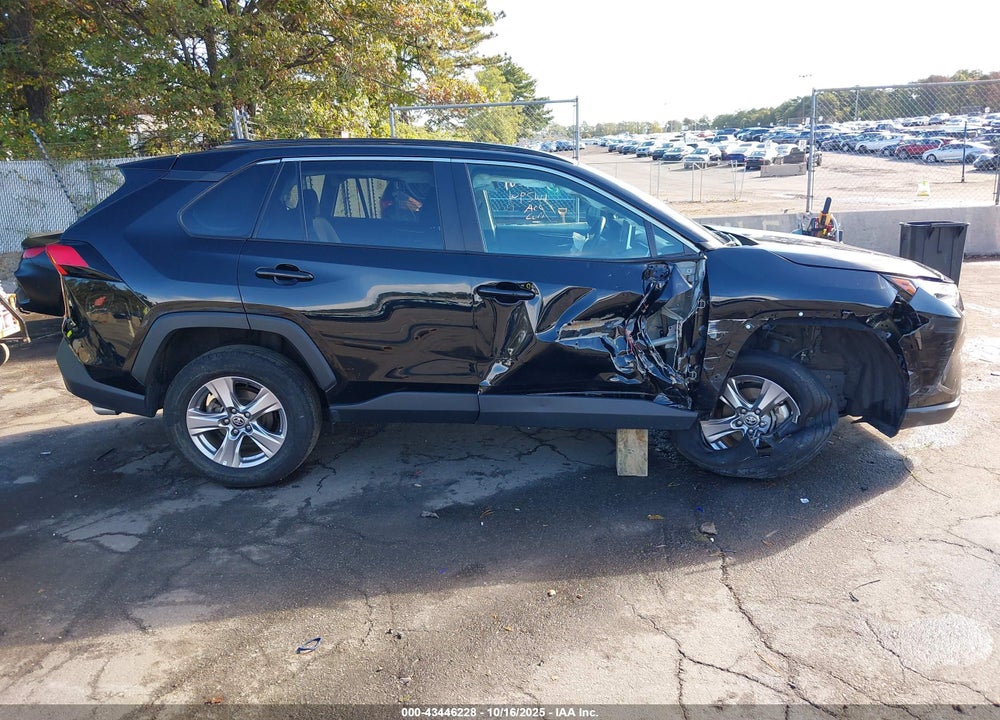 2024 TOYOTA RAV4 VIN: 2T3P1RFV0RW471982