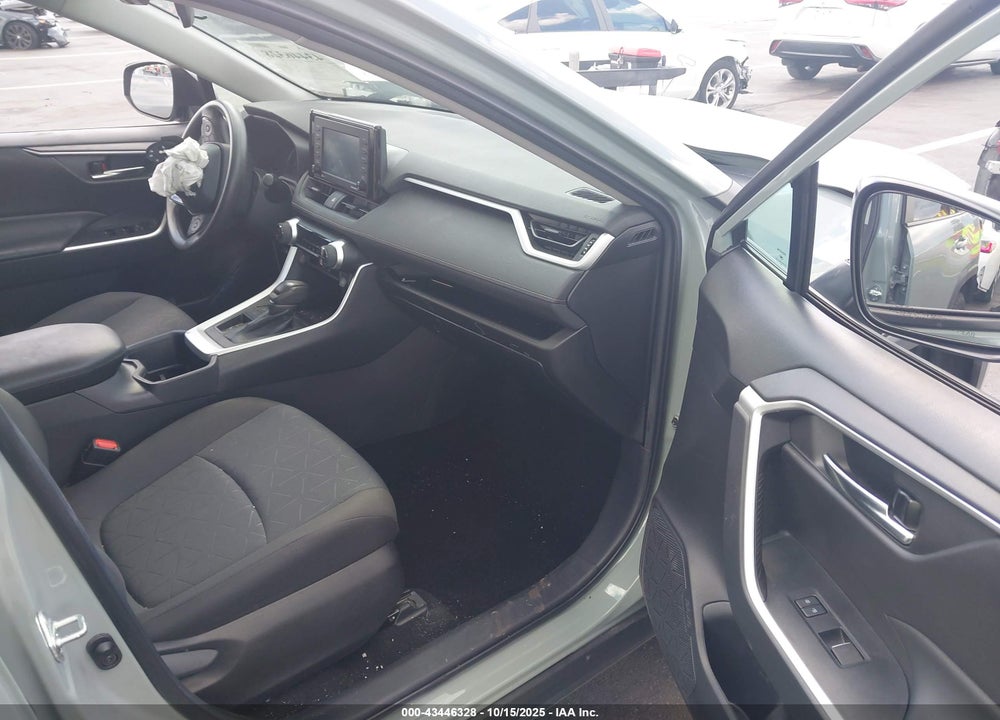 2022 TOYOTA RAV4 XLE VIN: 2T3W1RFV7NW237876