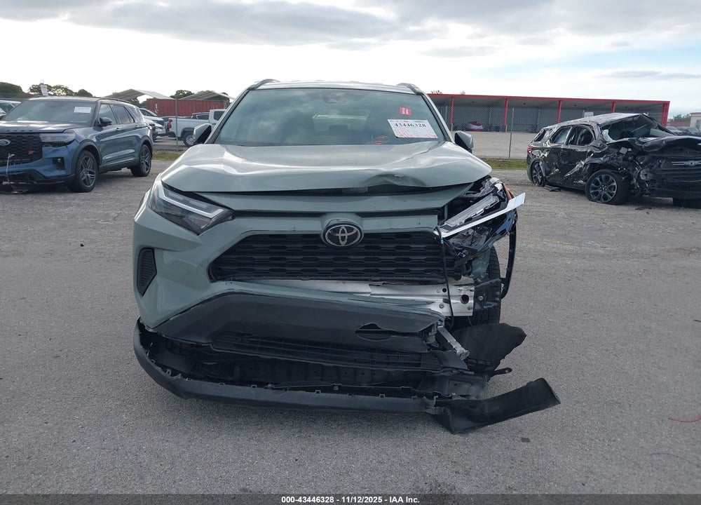 2022 TOYOTA RAV4 XLE VIN: 2T3W1RFV7NW237876
