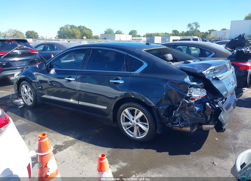 2015 NISSAN ALTIMA 2.5 SL VIN: 1N4AL3AP5FC121581