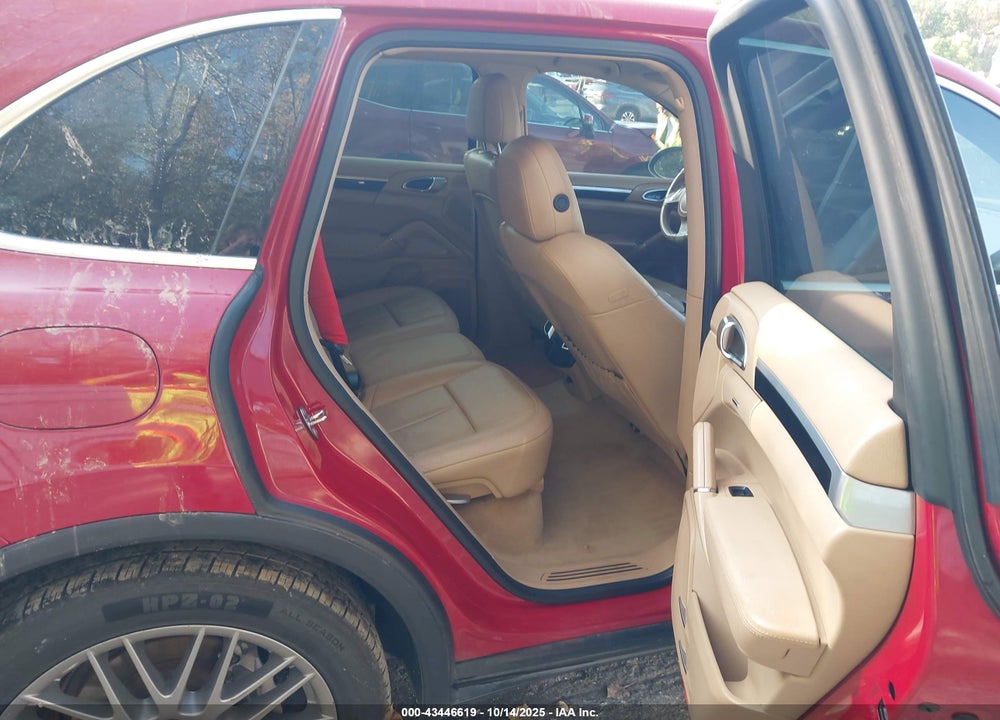 2014 PORSCHE CAYENNE DIESEL VIN: WP1AF2A2XELA39455