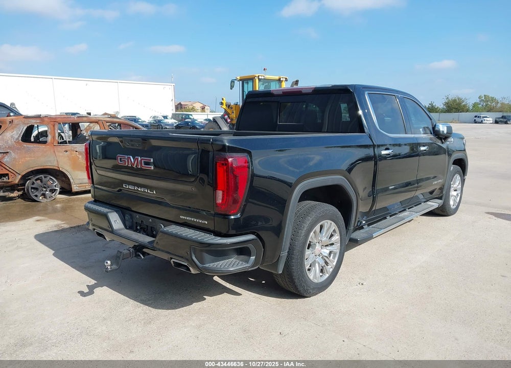 2021 GMC SIERRA 1500 4WD SHORT BOX DENALI VIN: 3GTU9FEL9MG437803